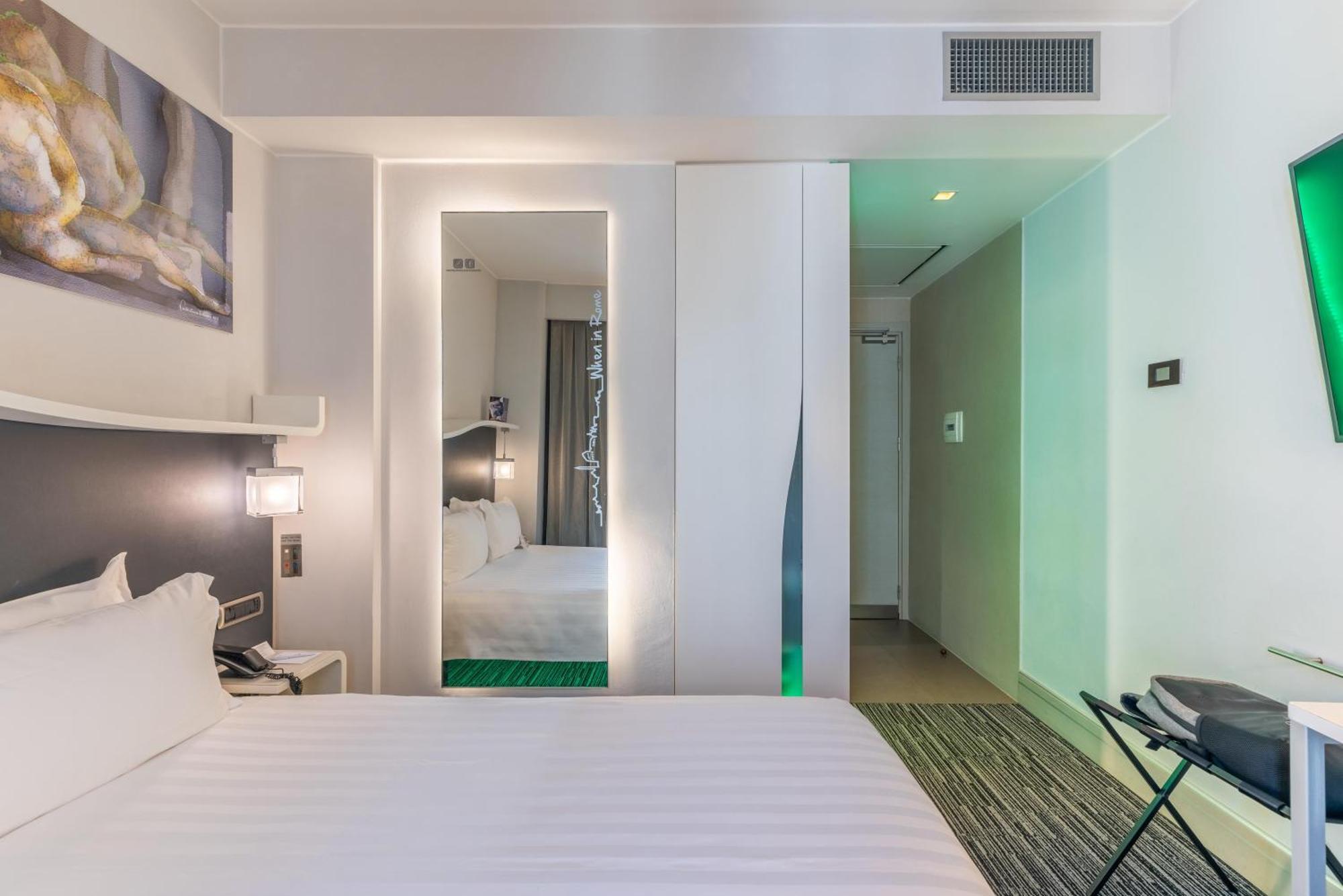 Best Western Premier Hotel Royal Santina Rome Exterior photo