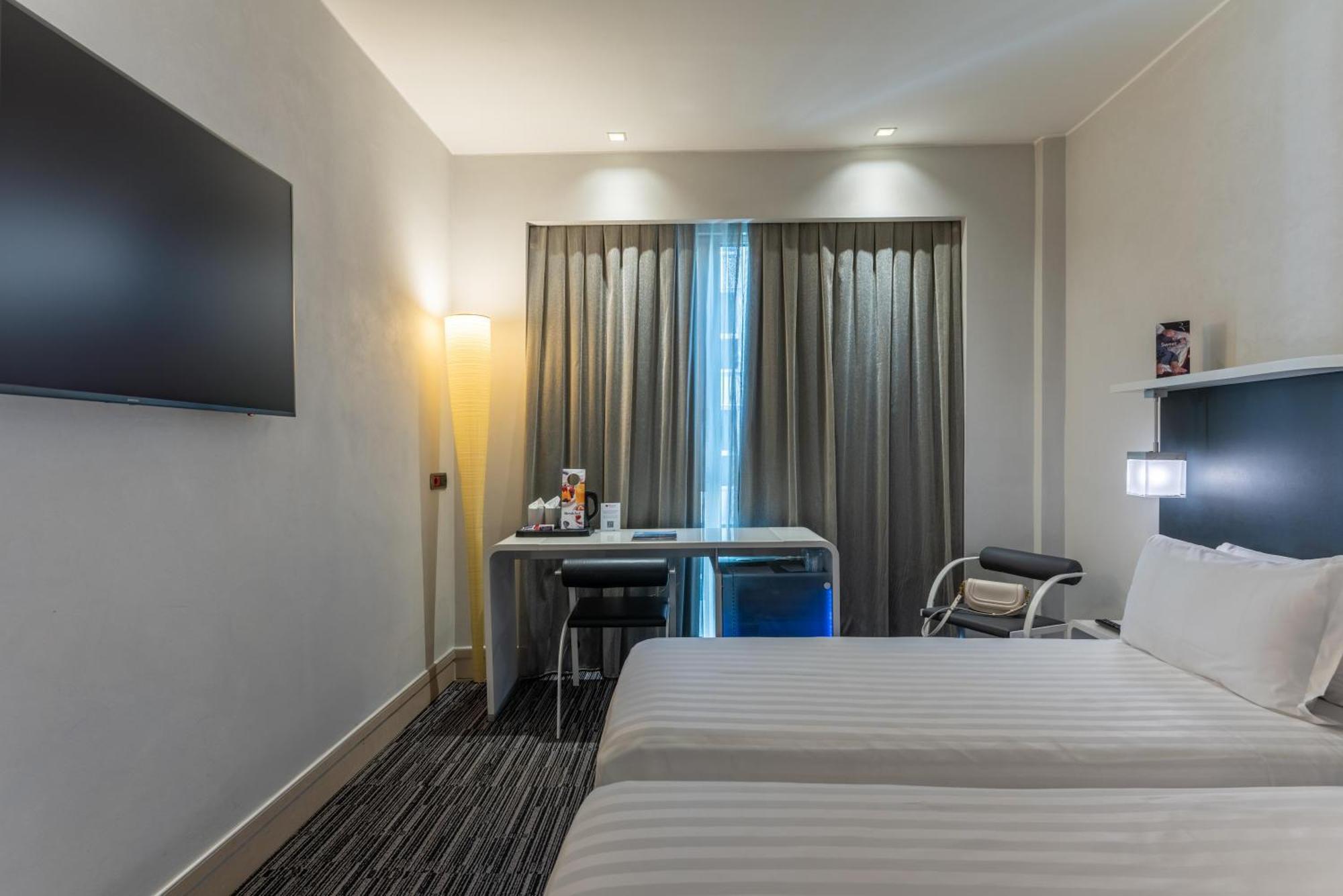 Best Western Premier Hotel Royal Santina Rome Exterior photo