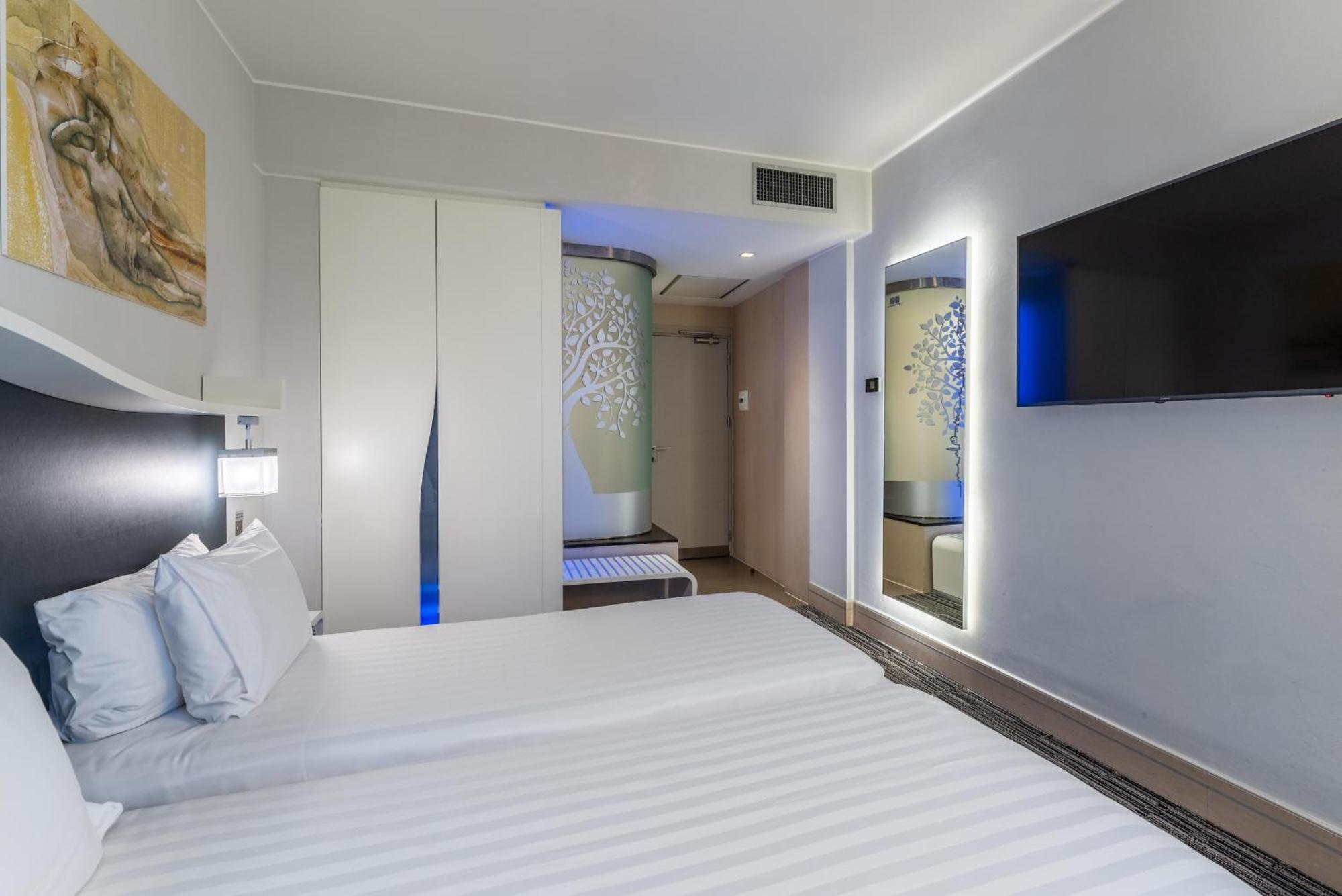 Best Western Premier Hotel Royal Santina Rome Exterior photo