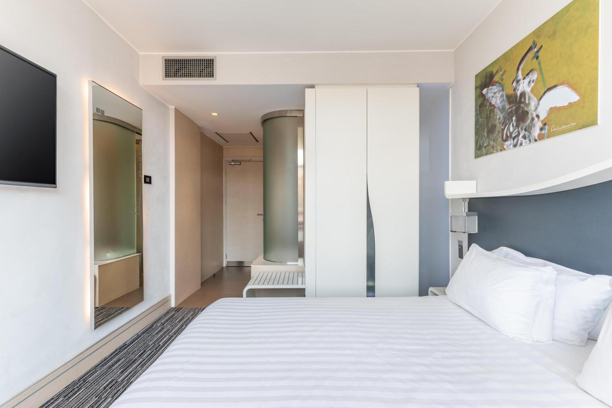 Best Western Premier Hotel Royal Santina Rome Exterior photo